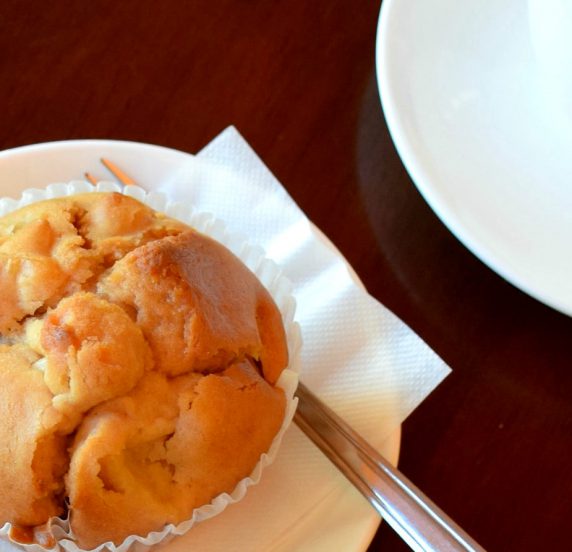 Apple muffin（いわき市平のコーヒーと紅茶・ランチとケーキのノルウェーカフェです）